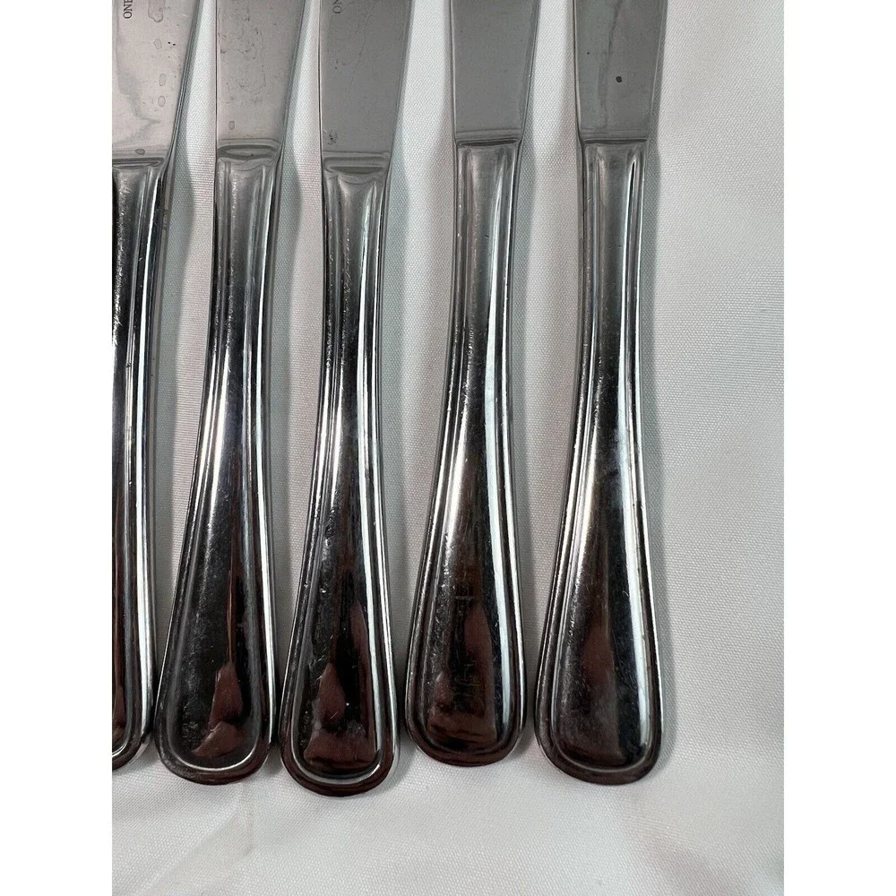 Oneida Stainless 9” Dinner Knives Set of‎ 8